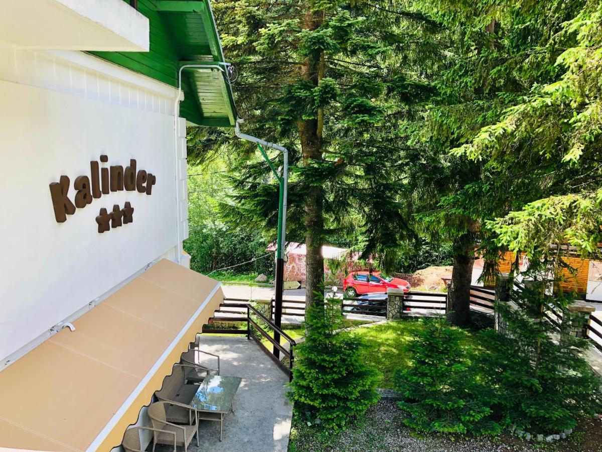 Pensiune & Restaurant Kalinder Буштені Екстер'єр фото